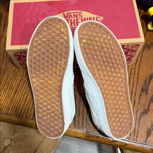 Vans Asher Canvas Shoes in True White - Picture 3 of 10